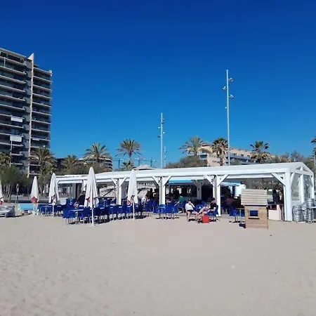 P1 30min Sagrada Familia, 10 Min Playa Apartment Badalona